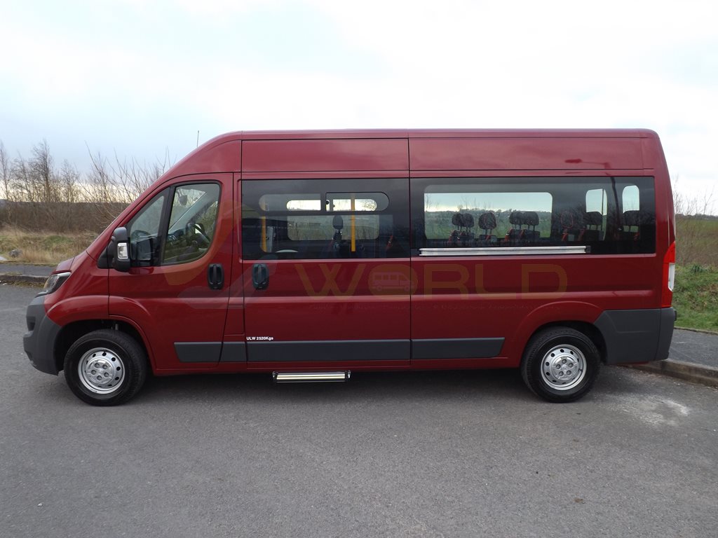 17 Seat Peugeot Boxer Drive On Car Licence School Minibus Leasing Right