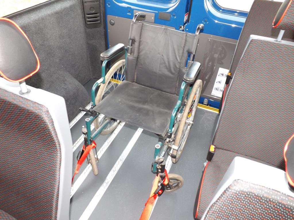 Peugeot Boxer CanDrive Flexi 17 Seat Community Transport Minibus