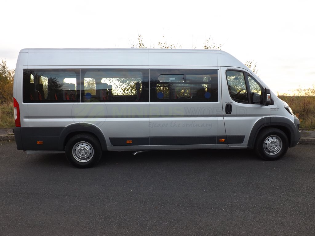 School Minibuses For Lease