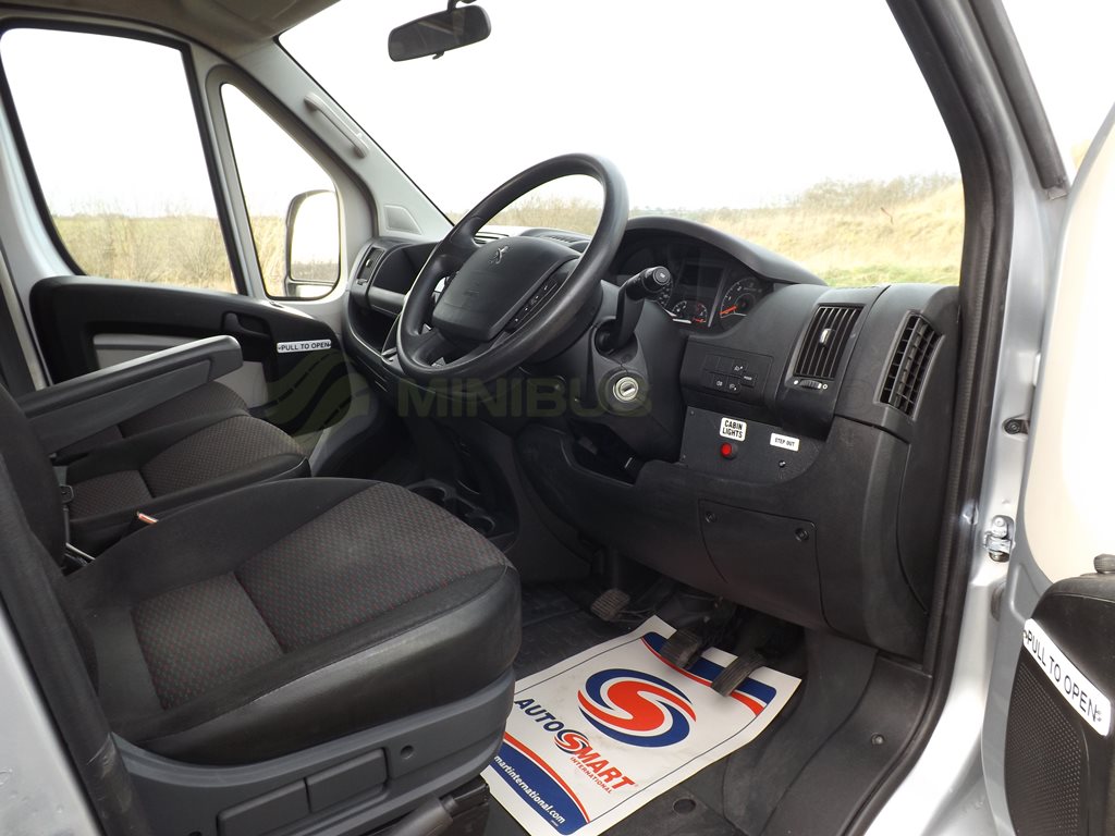 Peugeot Boxer Professional 17 Seater Minibus CanDrive Flexi for Sale