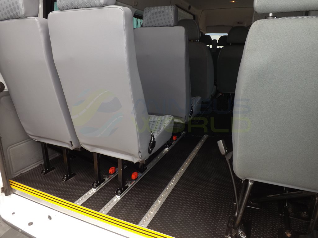 17 Seat 3.5 Tonne Minibus