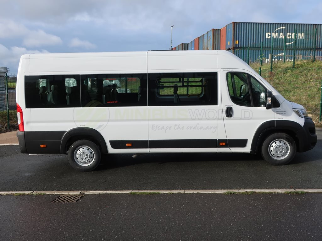 Vauxhall Movano Prime 17 Seat Maxi Minibus External Side Offside