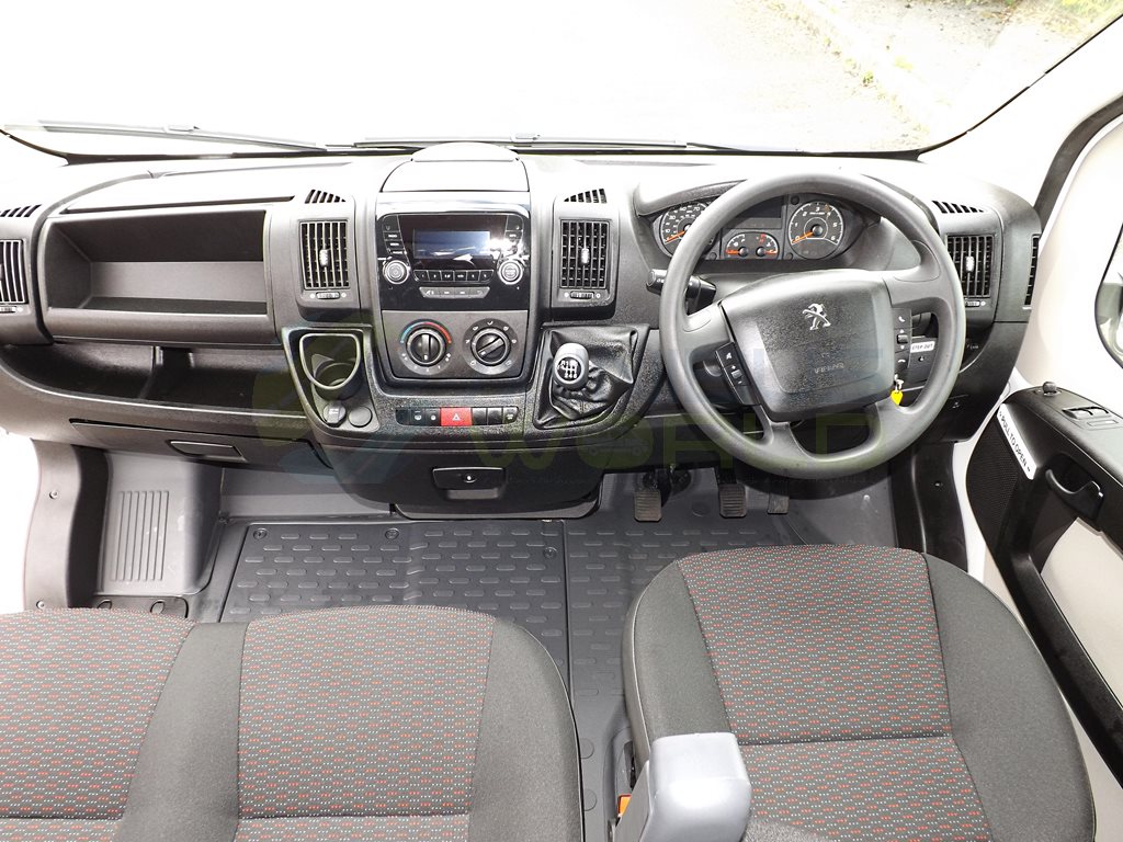 Peugeot Boxer 17 Seat CanDrive Flexi Euro 6 ULEZ Compliant Minibus