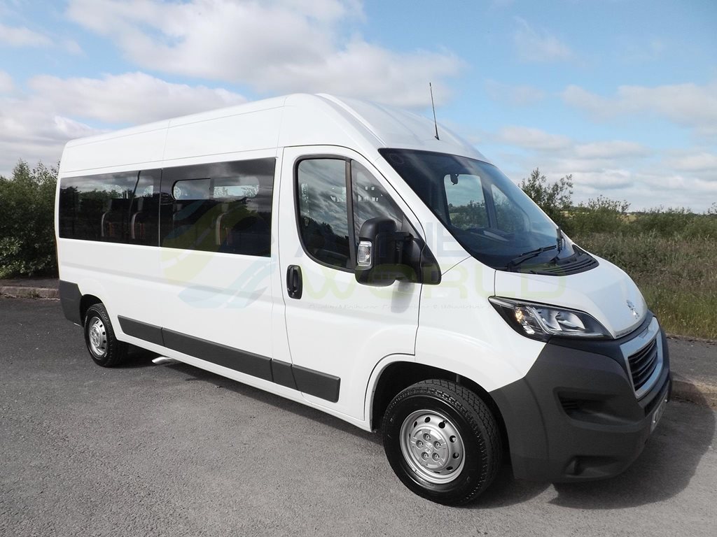 Euro 6 17 Seat School Minibus Leasing Offside Front Angle
