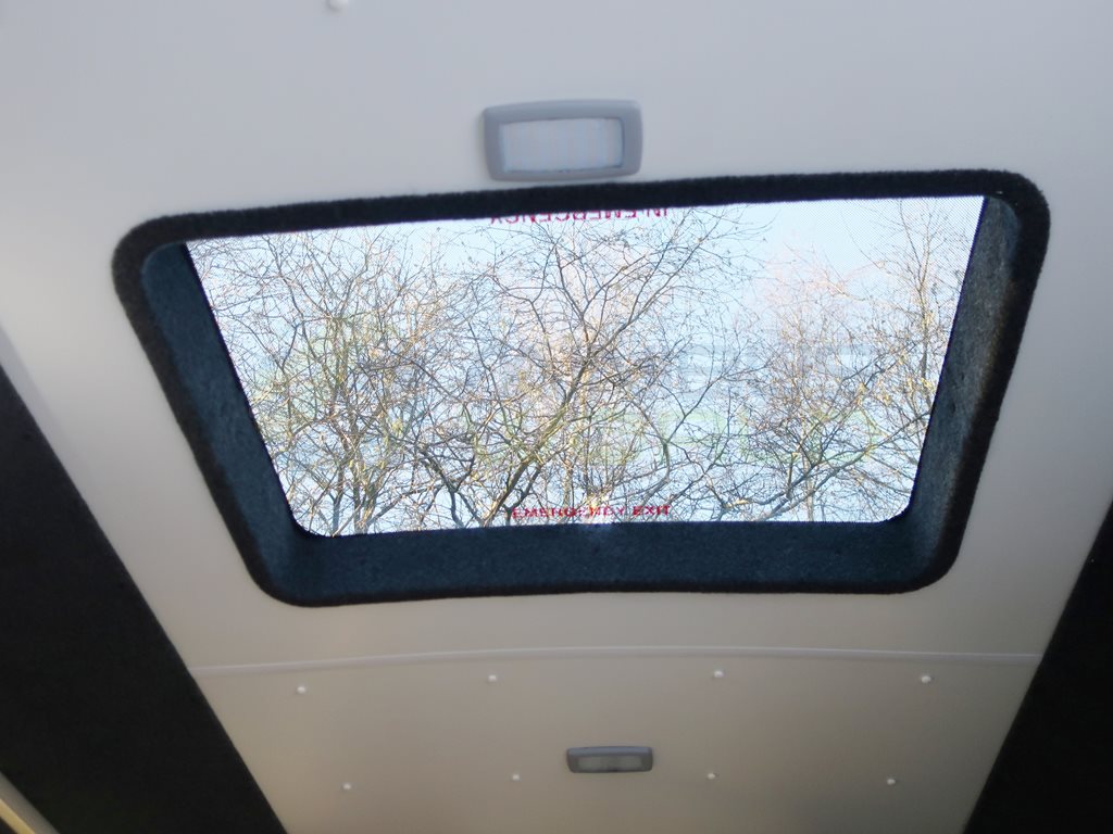 Maxus eDeliver9 Seat Minibus Internal Roof Hatch