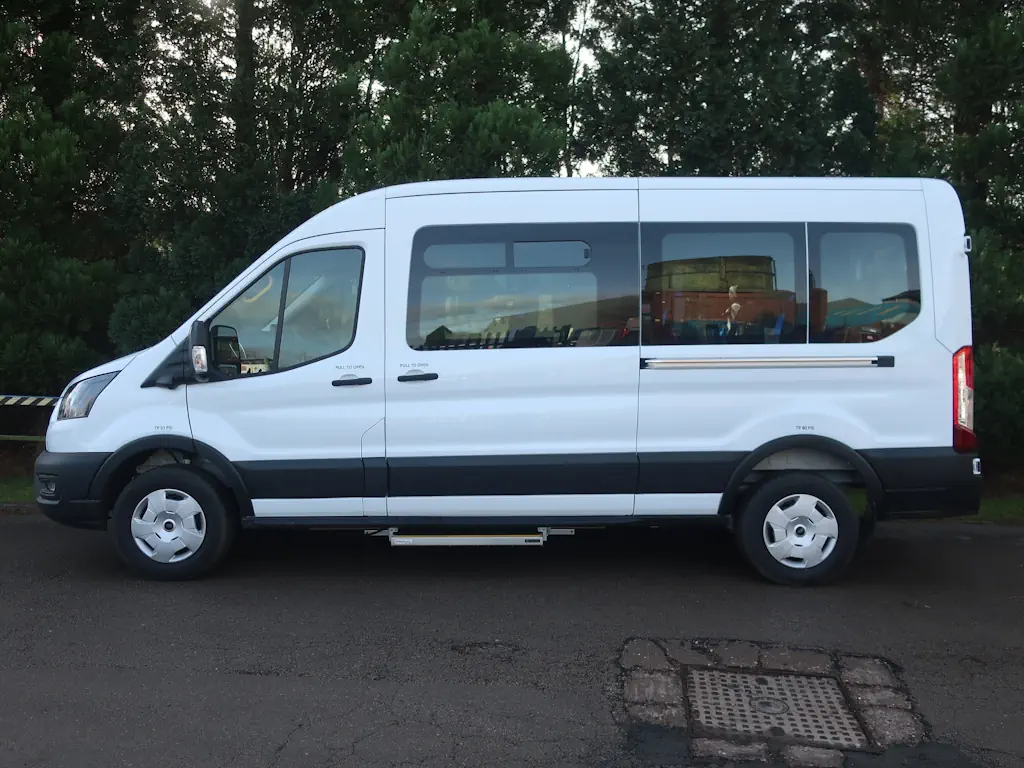 Ford-E_Transit-Trend-16-Seat-Shuttle-Minibus-External-Nearside