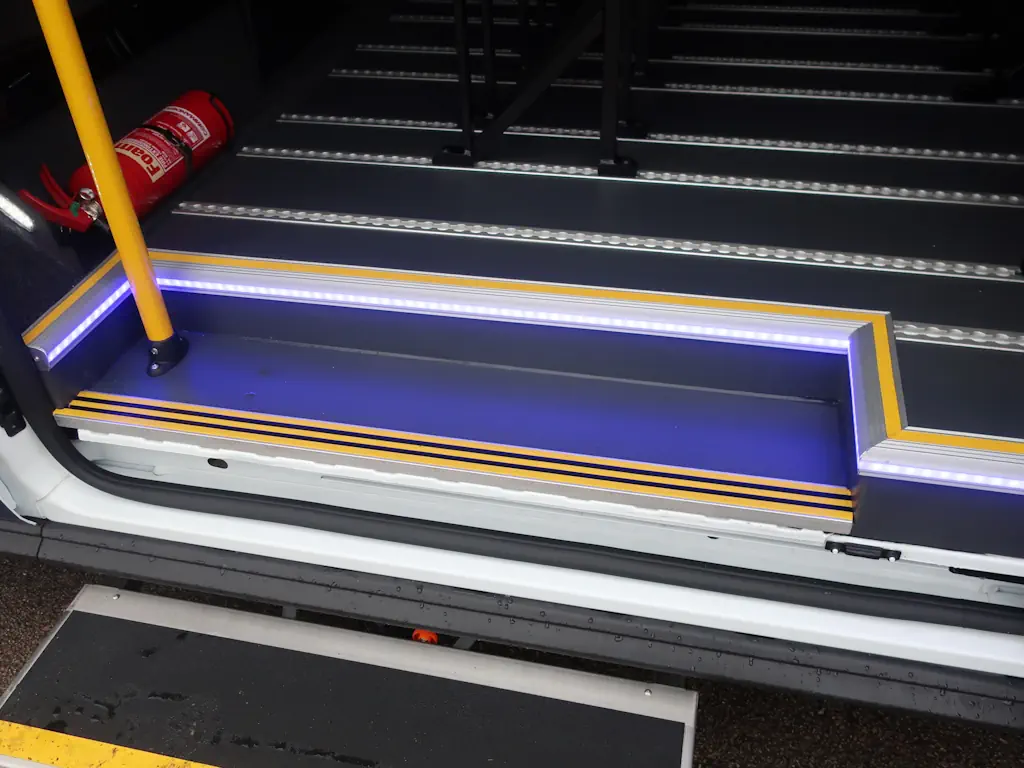 Ford-E_Transit-Trend-16-Seat-Shuttle-Minibus-Internal-Side-Step