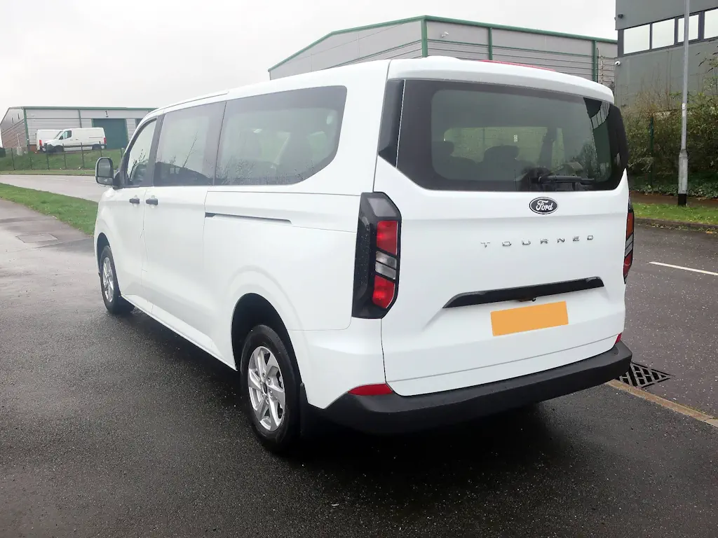 Ford-Tourneo-Custom-Zetec-External-Rear-Nearside