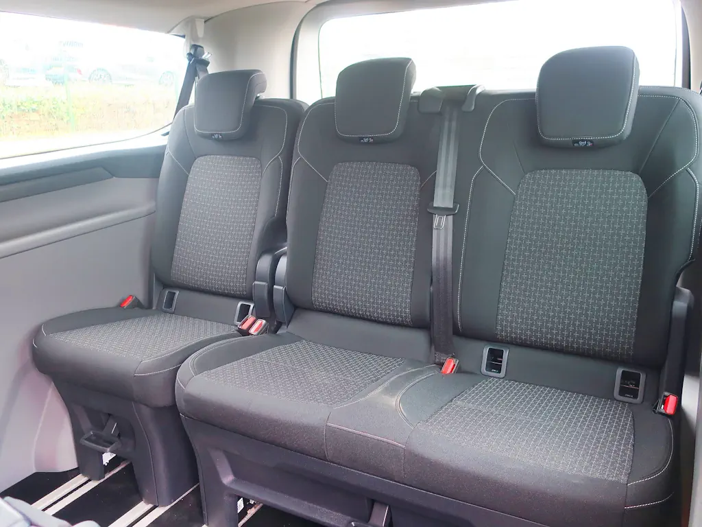 Ford-Tourneo-Custom-Zetec-Internal-CAB-Passenger-Seats-Rear-Row