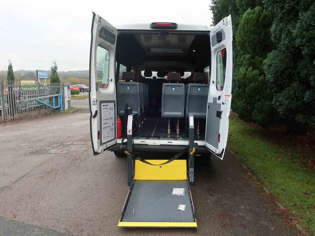 Peugeot-Boxer-Professional-17-Seat-EasyOn-Wheelchair-Accessible-Minibus-With-Onboard-Lift-For-Sale-External-Lift