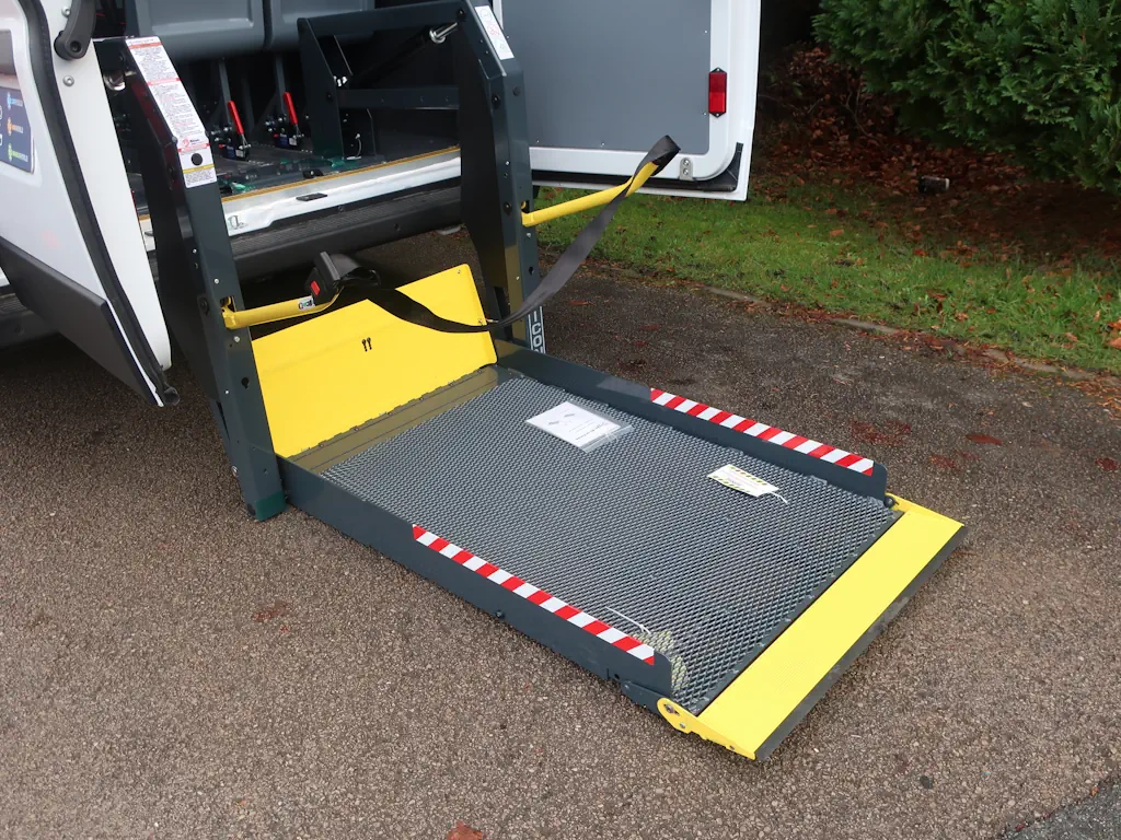 Peugeot-Boxer-Professional-17-Seat-EasyOn-Wheelchair-Accessible-Minibus-With-Onboard-Lift-For-Sale-External-Rear-Lift