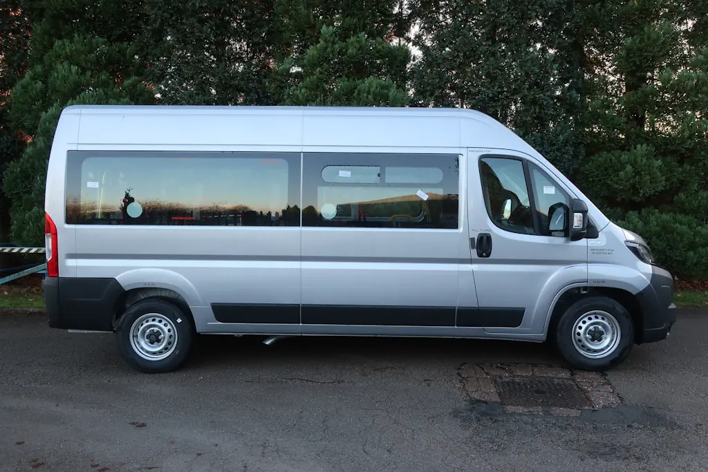 Peugeot-Boxer-Professional-L3-H2-14-Seat-EasyOn-Wheelchair-Accessible-Minibus-With-Onboard-Lift-For-Sale-External-Side-Right