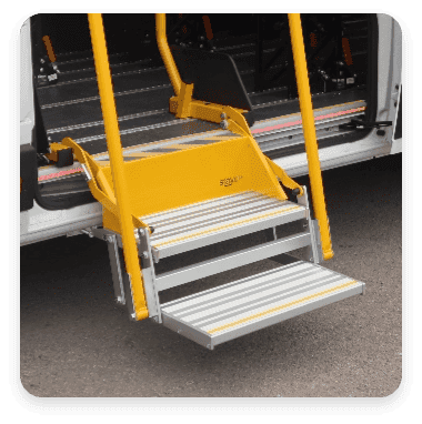 Manual side steps for minibus