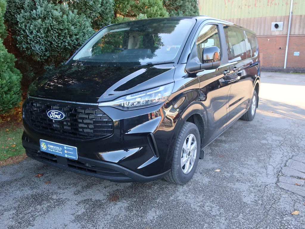Ford-Tourneo-L2-Zetec-9-Seater-Minibus-External-Front-Nearside