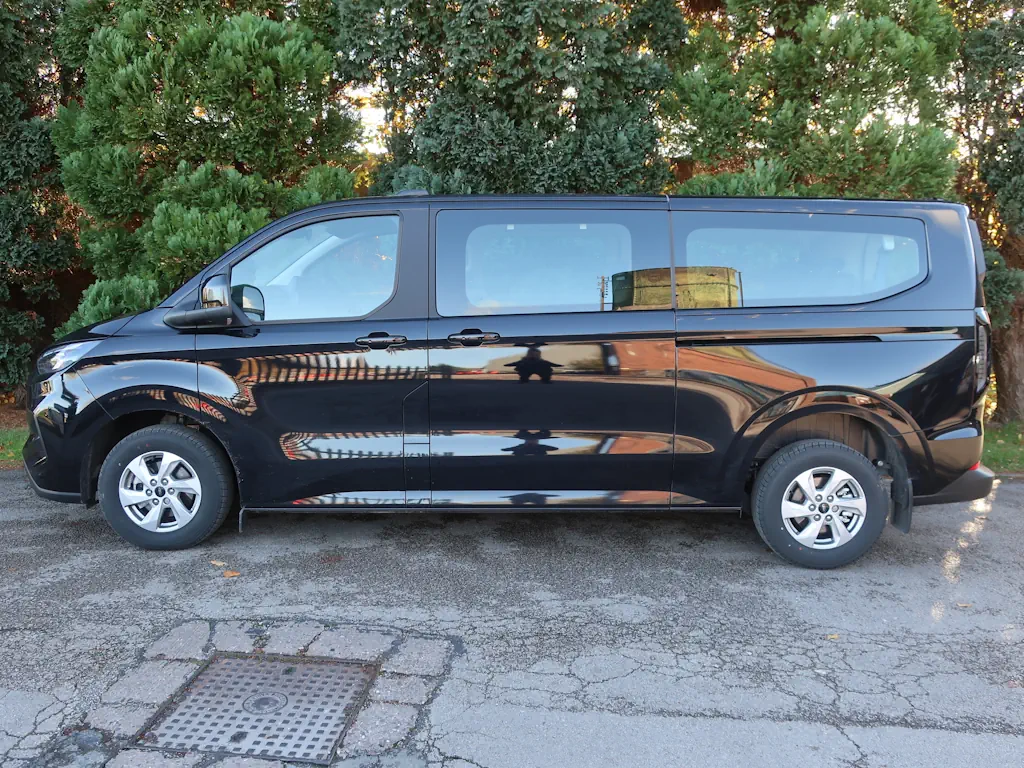 Ford-Tourneo-L2-Zetec-9-Seater-Minibus-External-Nearside