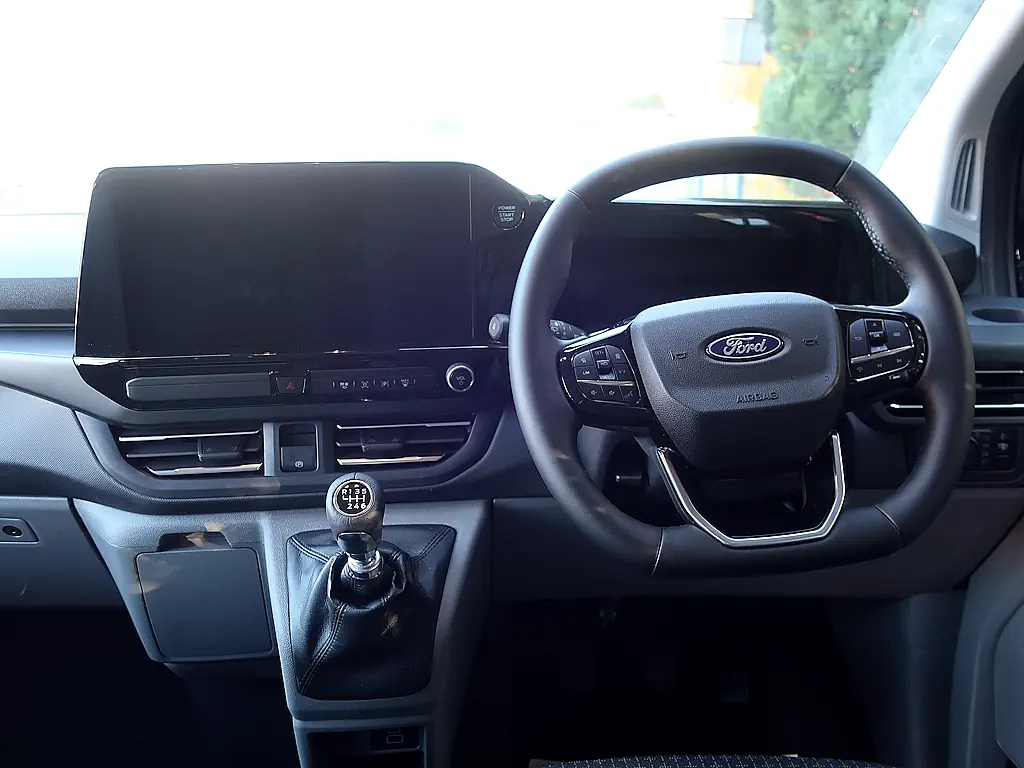 Ford-Tourneo-L2-Zetec-9-Seater-Minibus-Internal-CAB