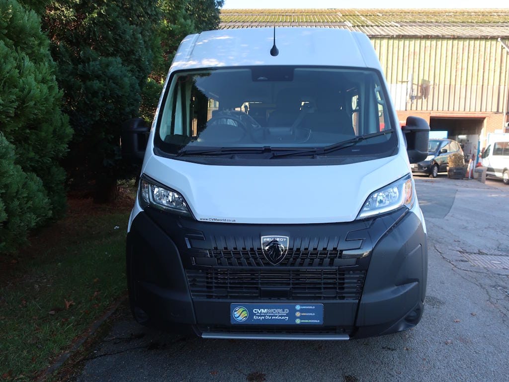 Peugeot-Boxer-Professional-14-Seat-EasyOn-Wheelchair-Accessible-Minibus-With-Onboard-Lift-For-Sale-External-Front