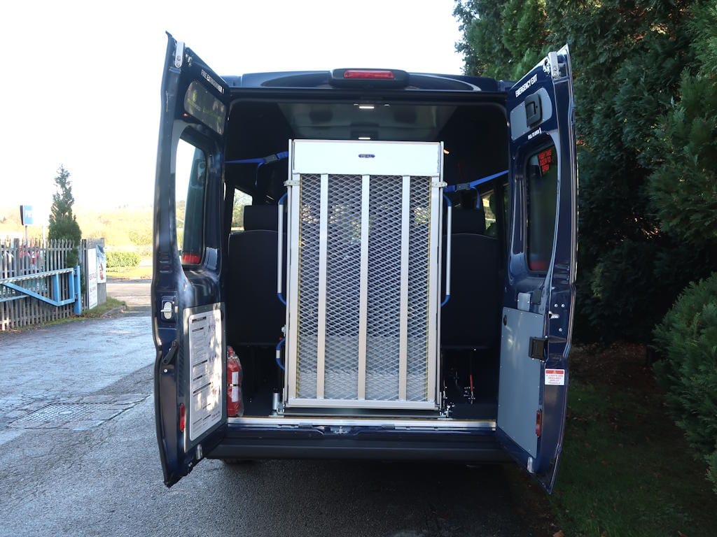 Vauxhall-Movano-16-Seat-maxi-Minibus-External-Rear-Doors-Open