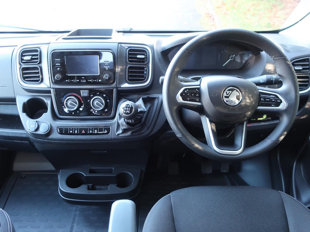 Vauxhall-Movano-17-Seat-maxi-Tizziano-Red-Internal-CAB